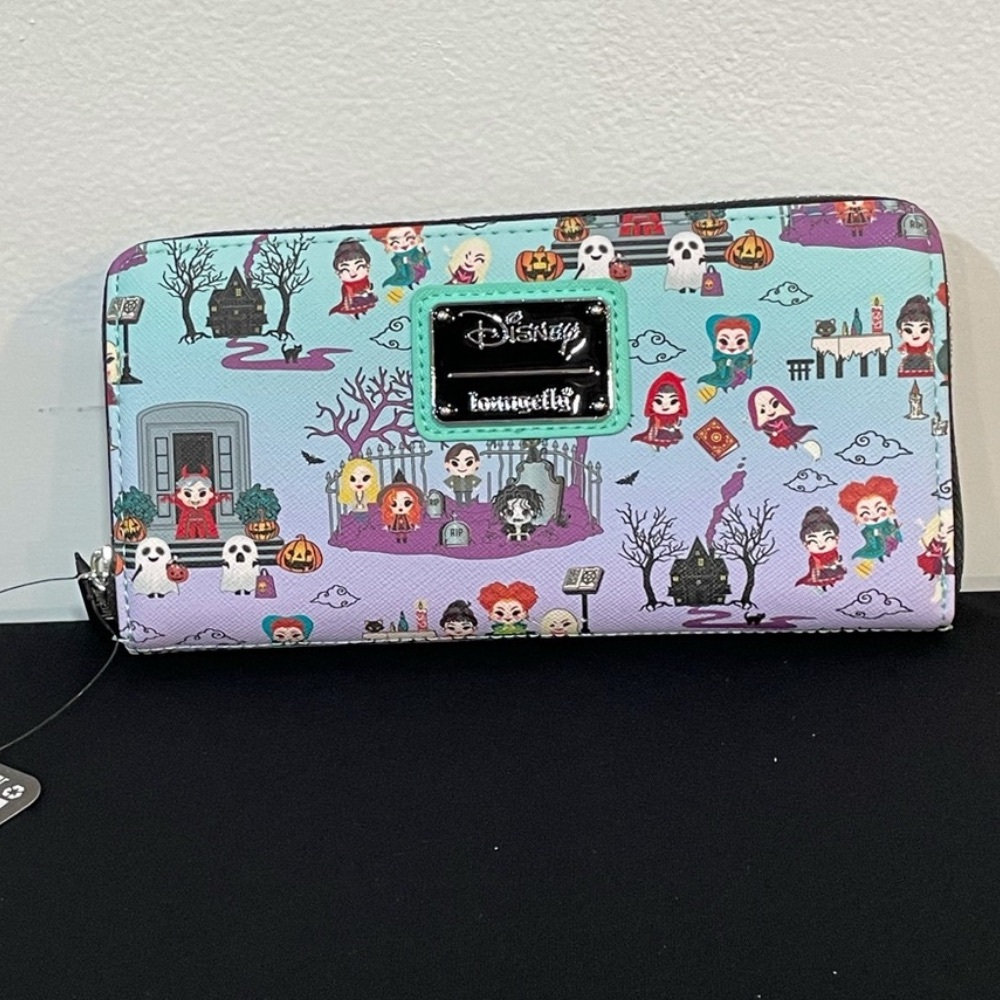 Loungefly Disney Hocus Pocus Graveyard Scene Zip Around Wallet Halloween NWT